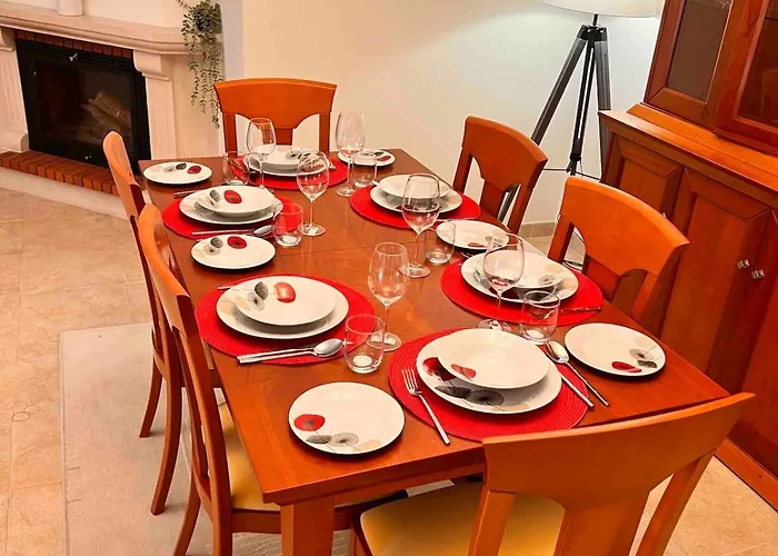 Waterfront View - Casa Alegra דירה *